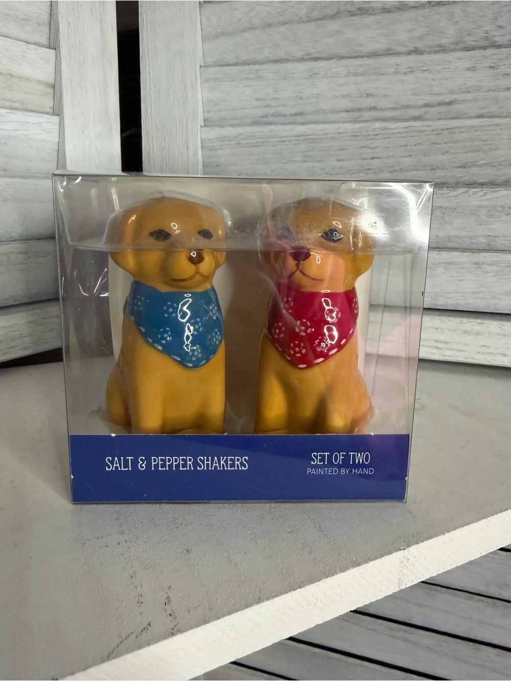 Salt & Pepper Dog Shaker Set - Blue and Red Bandanas
